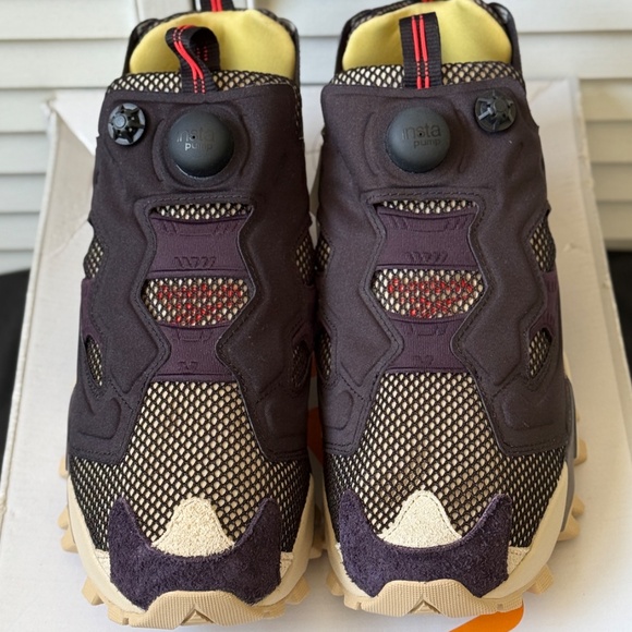 Reebok InstaPump Fury Trail 'Black Weathered Yellow' - Picture 5 of 12